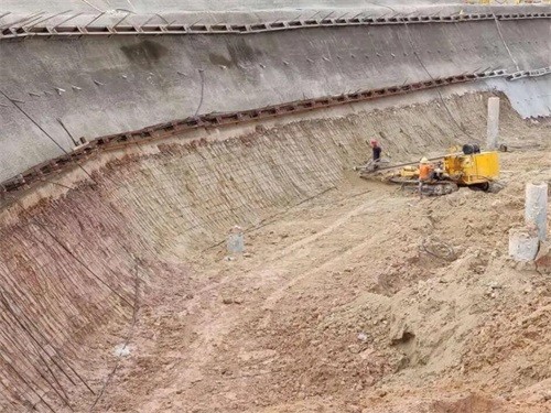 青龙基坑边坡加固